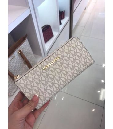 Dompet Michael Kors - SKU MD10050