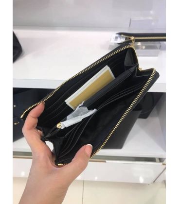 Dompet Michael Kors - SKU MD10051