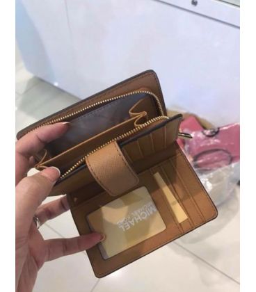 Dompet Panjang Michael Kors - SKU MD10106