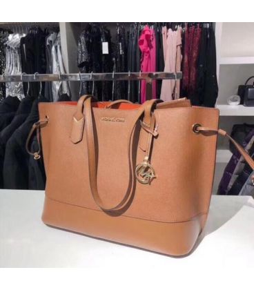 Tas Tote Michael Kors - SKU MT10238