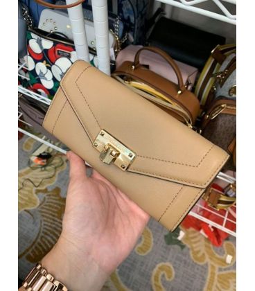 Dompet Panjang Michael Kors - SKU MD10223