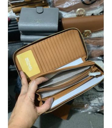 Dompet Panjang Michael Kors - SKU MD10254