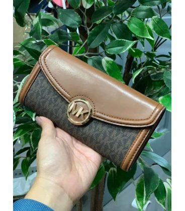 Dompet Panjang Michael Kors - SKU MD10267