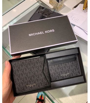 Dompet Lipat Michael Kors - SKU MD10298