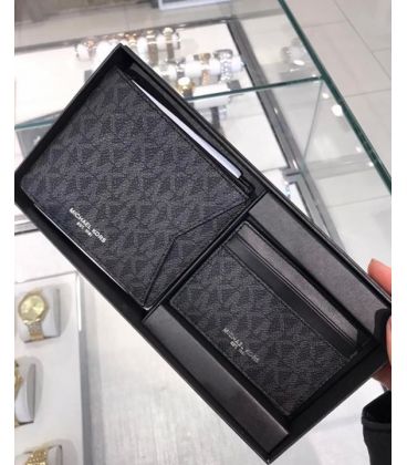 Dompet Lipat Michael Kors - SKU MD10299